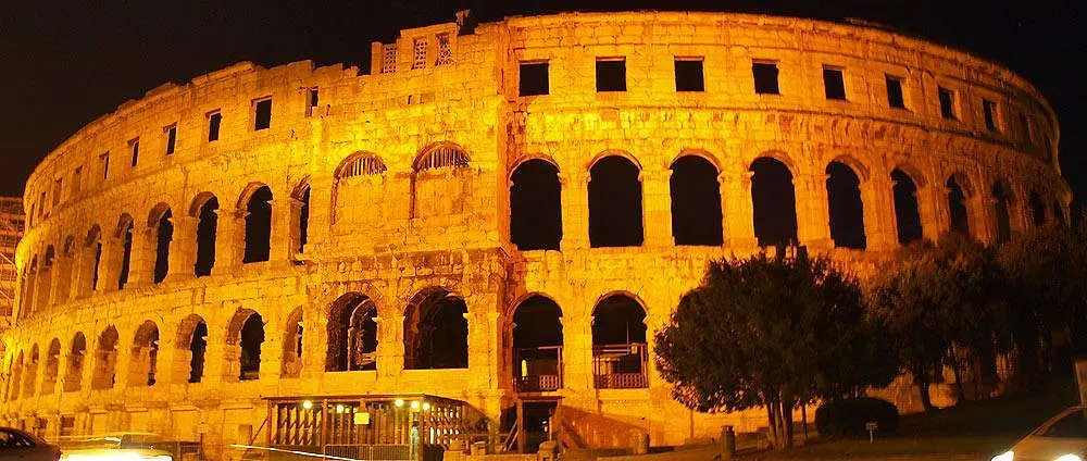 Center Romance Apartment Pula